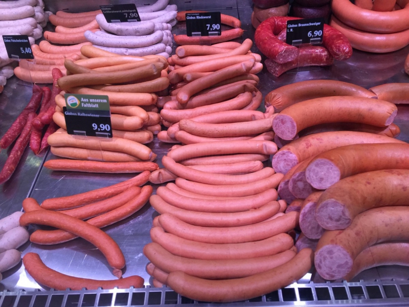 vente-ST ANTONIN-min_sausages_meat_butchery-1069321